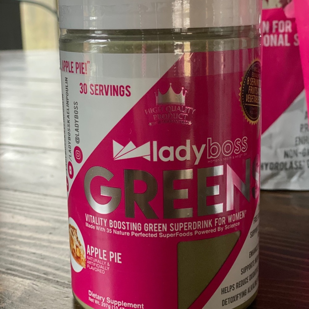 Lady boss Lean Greens Apple Pie Flavored